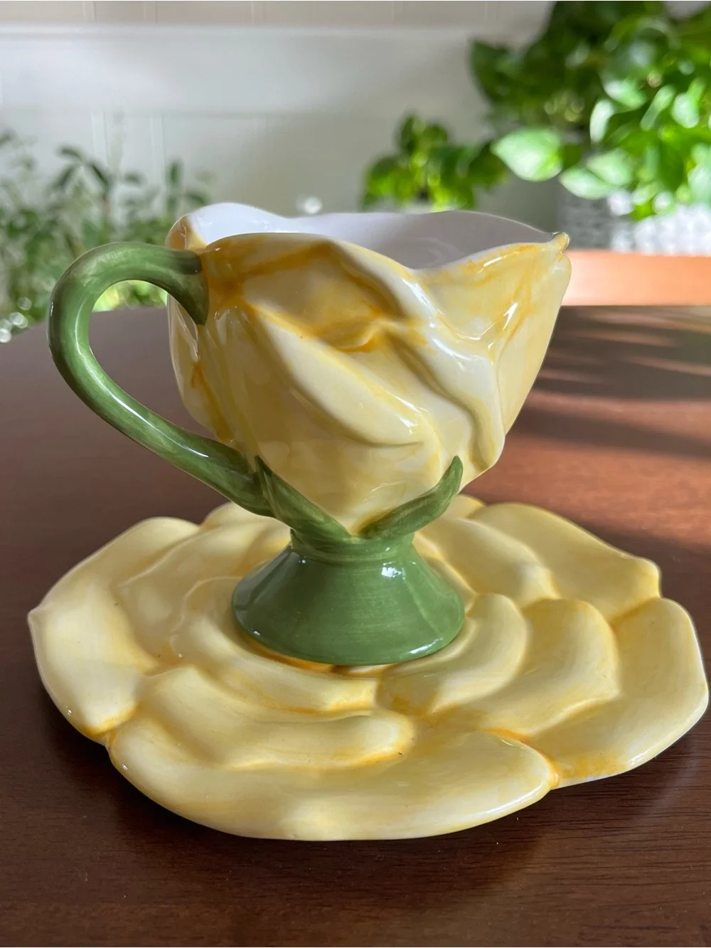 Floral Teacup & Saucer Set in Yellow